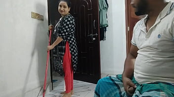 Desi maid flaunts her assets while cleaning